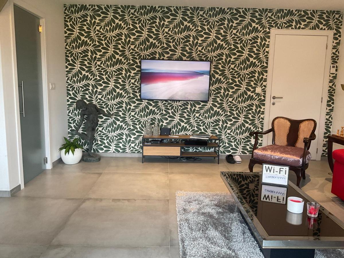 Lovely 1-Bedroom Appartement Le Joyau With Indoor Pool And Sauna Lasne Exterior photo