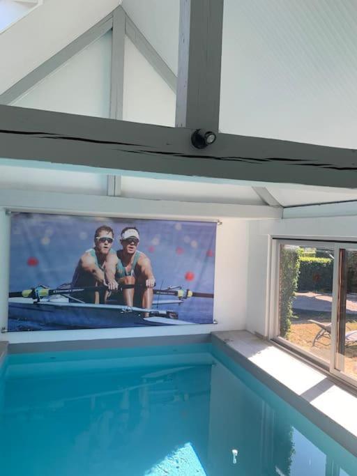 Lovely 1-Bedroom Appartement Le Joyau With Indoor Pool And Sauna Lasne Exterior photo